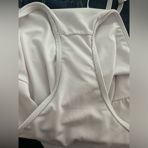 CHANEL Monochrome Graphic One Piece Swimsuit (887) - Picture 13 of 17